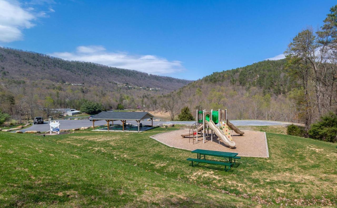 The Summit At Massanutten By Tripforth Holiday home McGaheysville